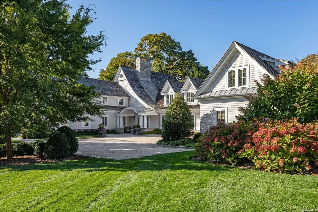 13 Lloydhaven Drive Lloyd Harbor NY 11743