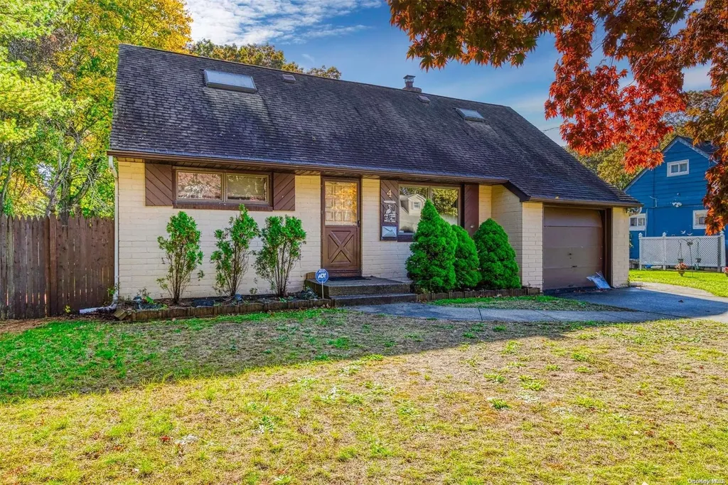 4 Krause Street Bay Shore NY 11706