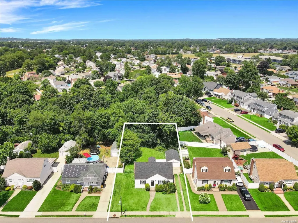 56 Jamaica Avenue Plainview NY 11803