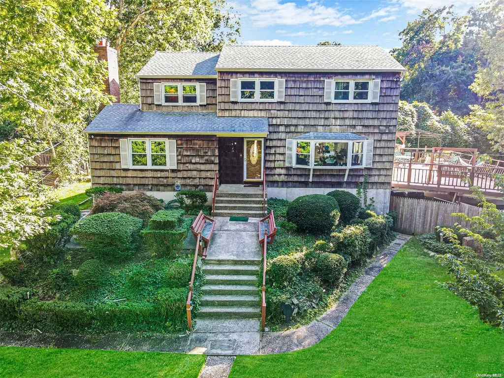 9 Sylvan Place Wading River NY 11792