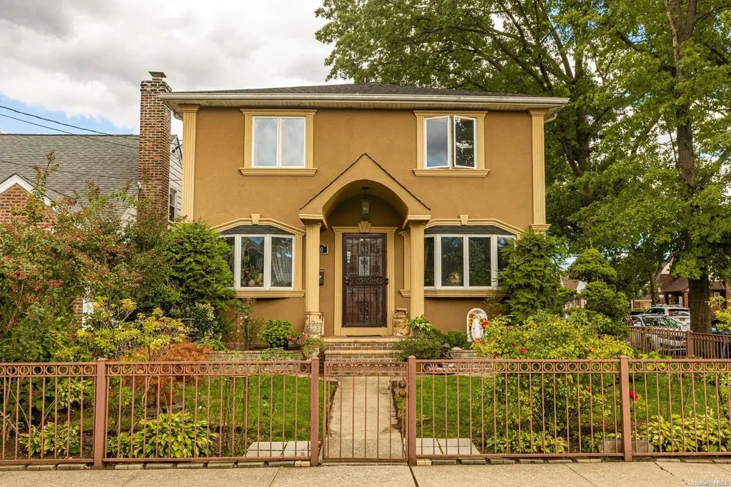 100 Central Boulevard New Hyde Park NY 11040