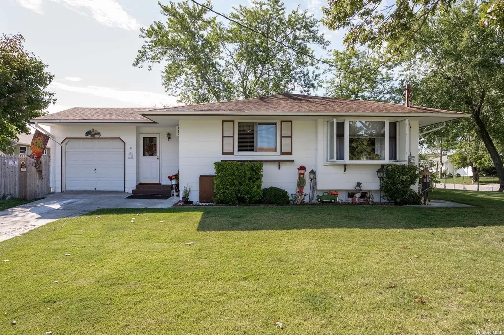 2 Washington Avenue Selden NY 11784