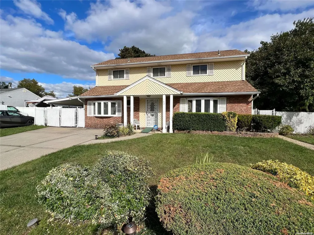 163 Cone Avenue Central Islip NY 11722