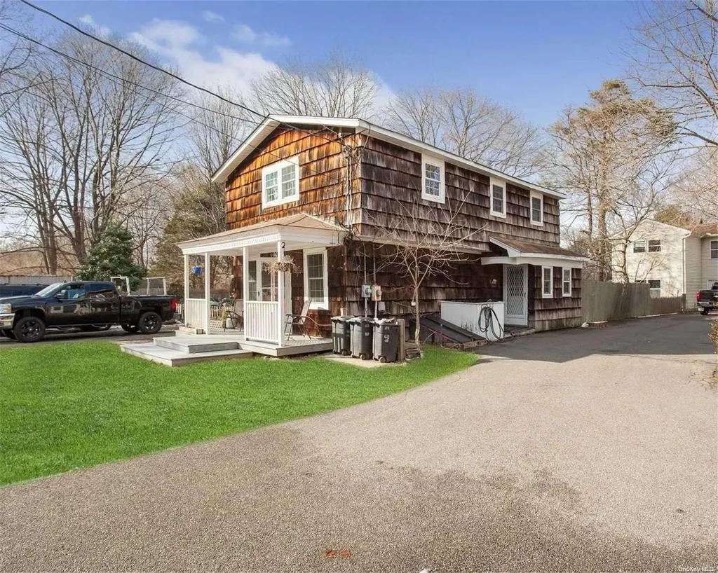 353 Patchogue Yaphank Road East Patchogue NY 11772