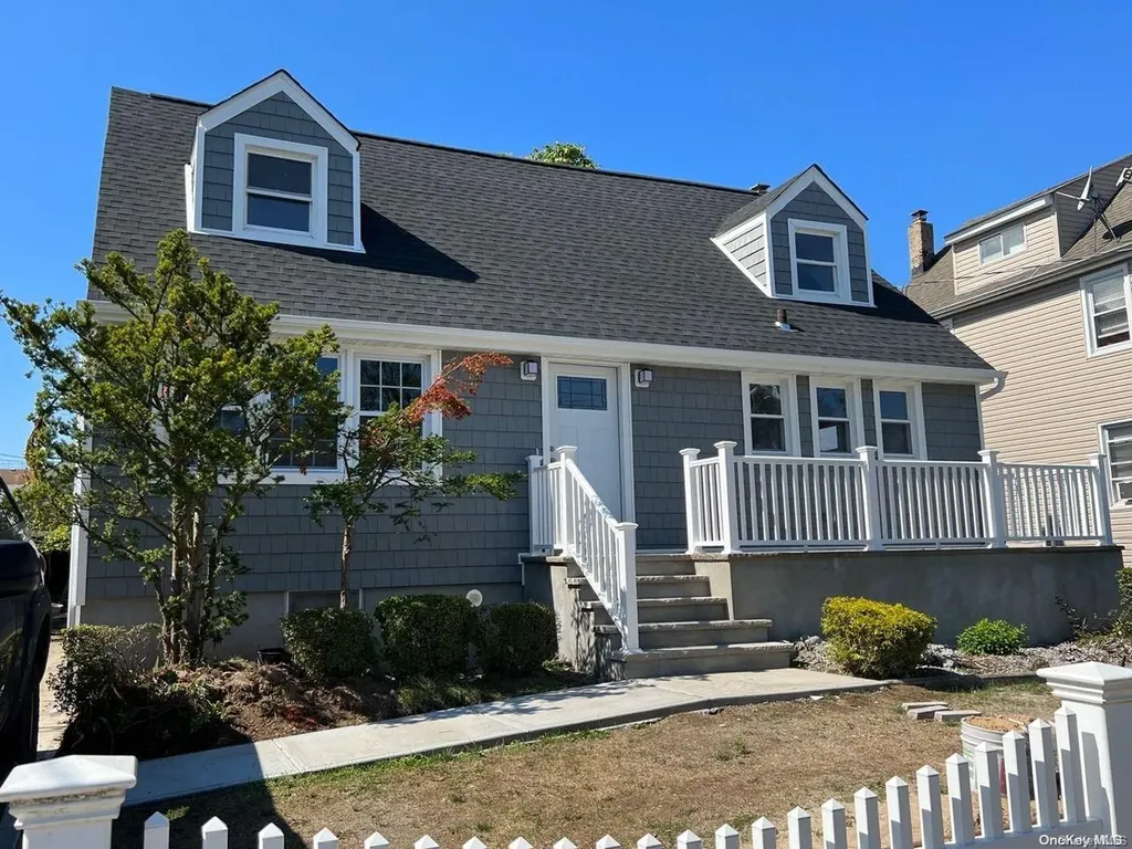 22 Westside Avenue Freeport NY 11520
