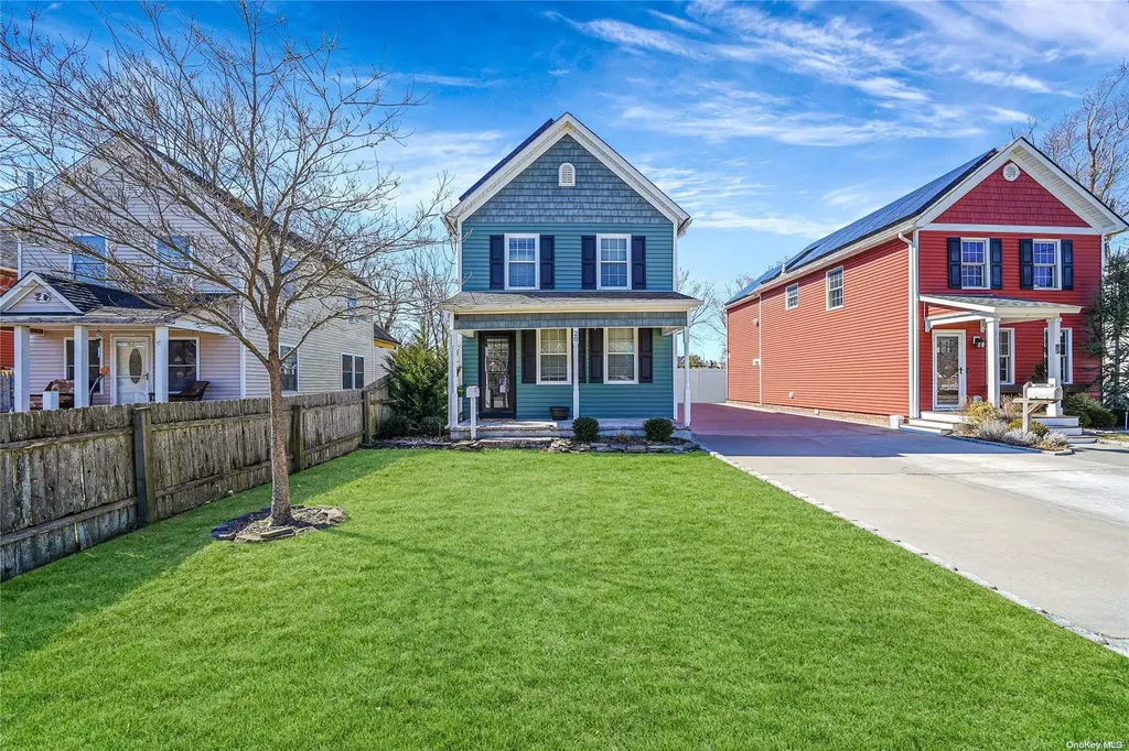 20 Wiggins Avenue Patchogue NY 11772