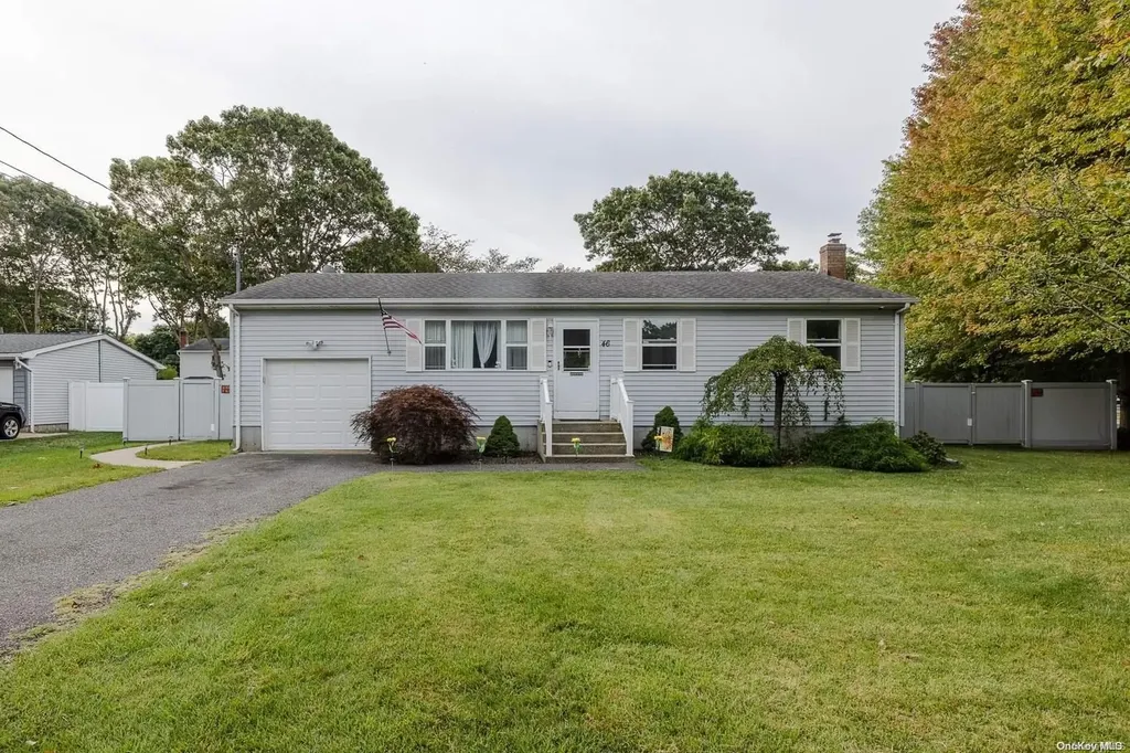 46 Breston Drive E Shirley NY 11967