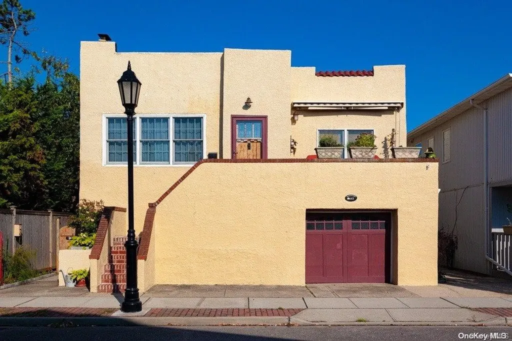 112 Harding Avenue Long Beach NY 11561