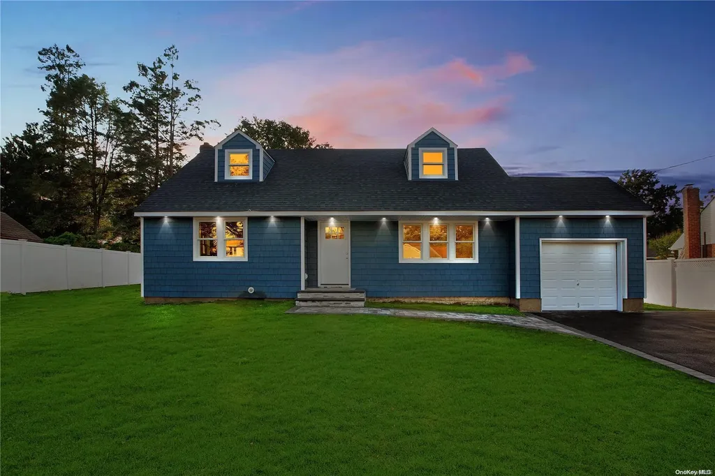 27 Larry Drive Commack NY 11725