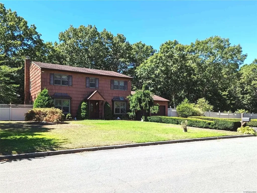 1 Mark Lane Nesconset NY 11767