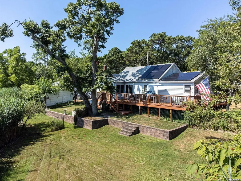 11 Bolton Drive Patchogue NY 11772