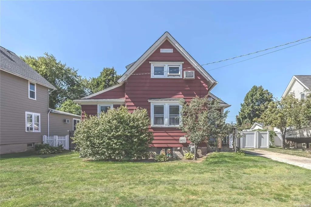 2926 Verity Lane Baldwin NY 11510