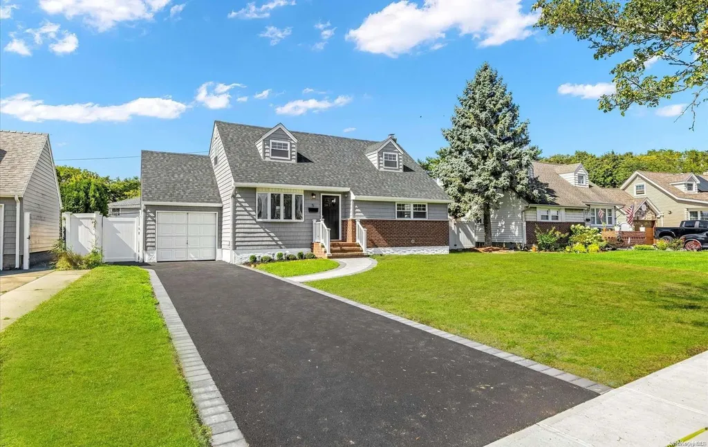 5 Morris Road Bethpage NY 11714