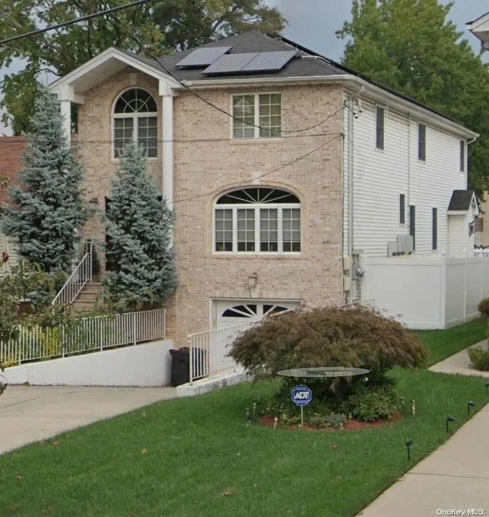1 Bartlett Avenue Staten Island NY 10312
