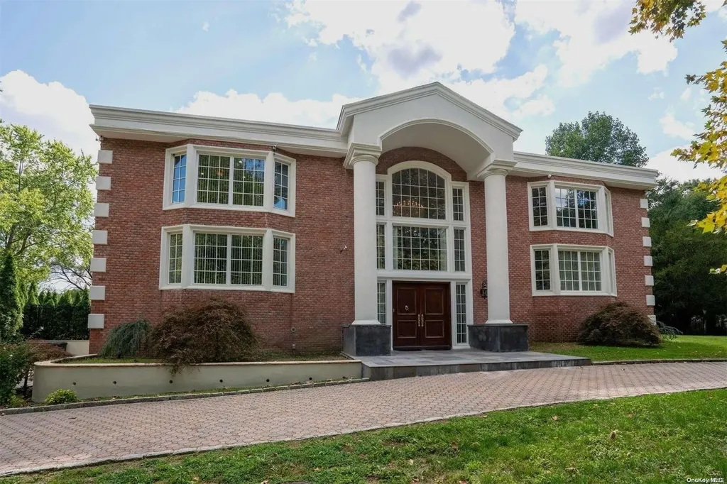 3 Parsons Drive Dix Hills NY 11746