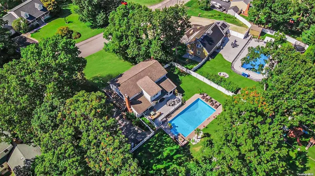 44 Stephen Drive Wading River NY 11792
