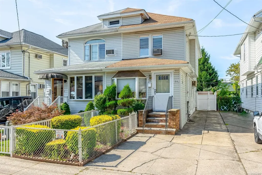 2122 E 37th Street Brooklyn NY 11234