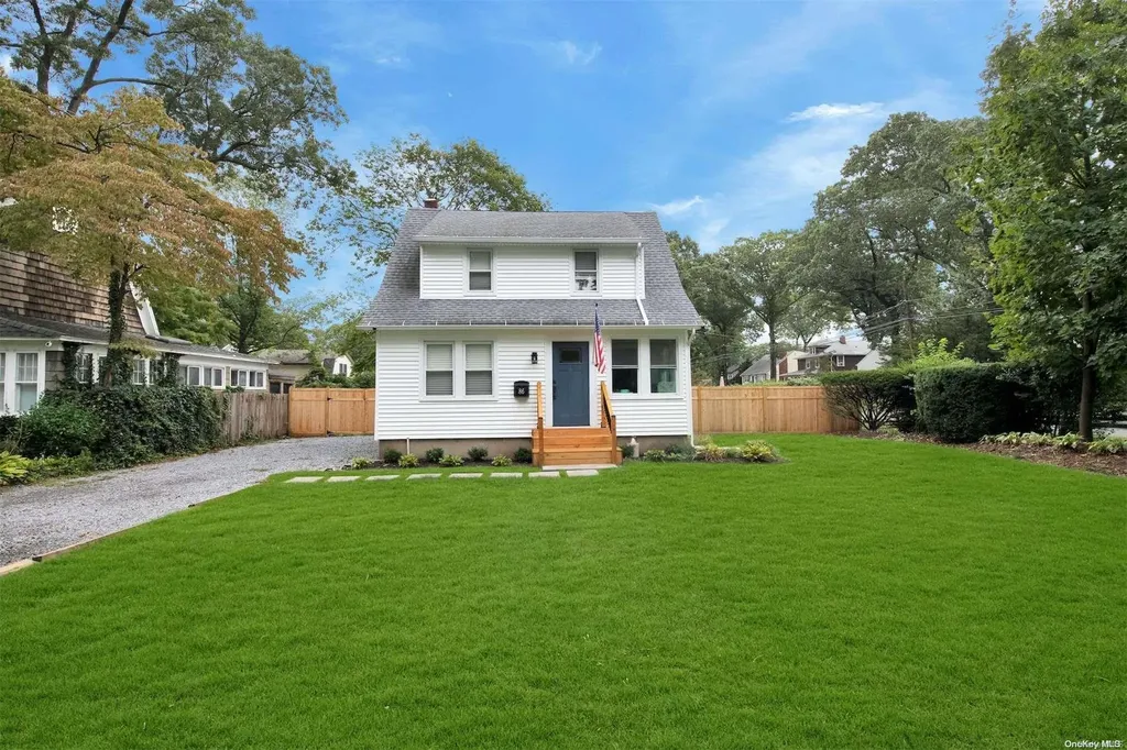 86 Burt Avenue Northport NY 11768
