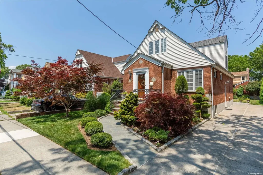 331 148th Street Whitestone NY 11357
