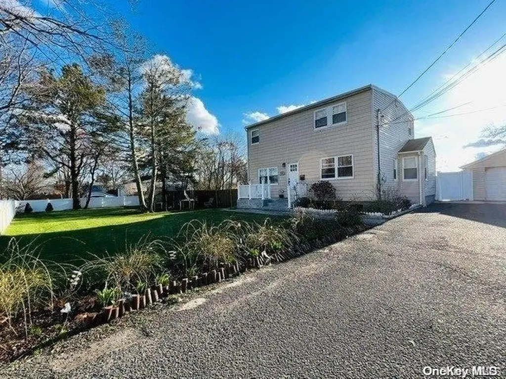 640 Broadway Brentwood NY 11717