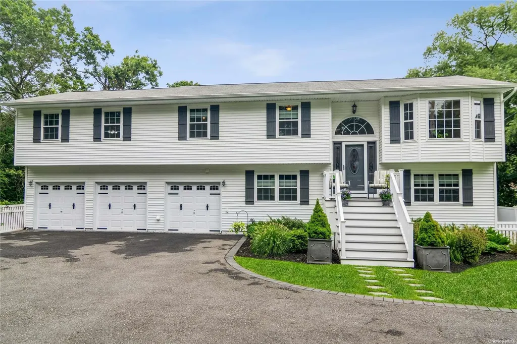 237 Rustic Road Ronkonkoma NY 11779