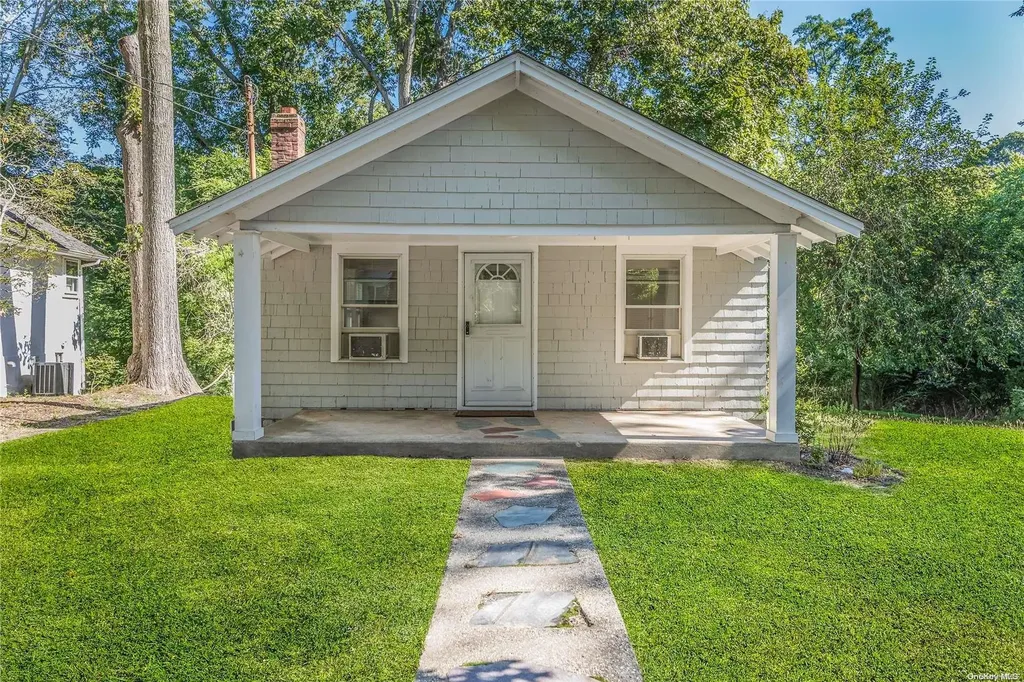 5 Dale Road Stony Brook NY 11790