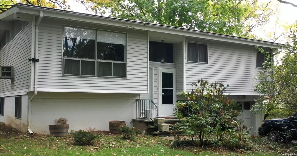 16 Smith Road Nanuet NY 10954
