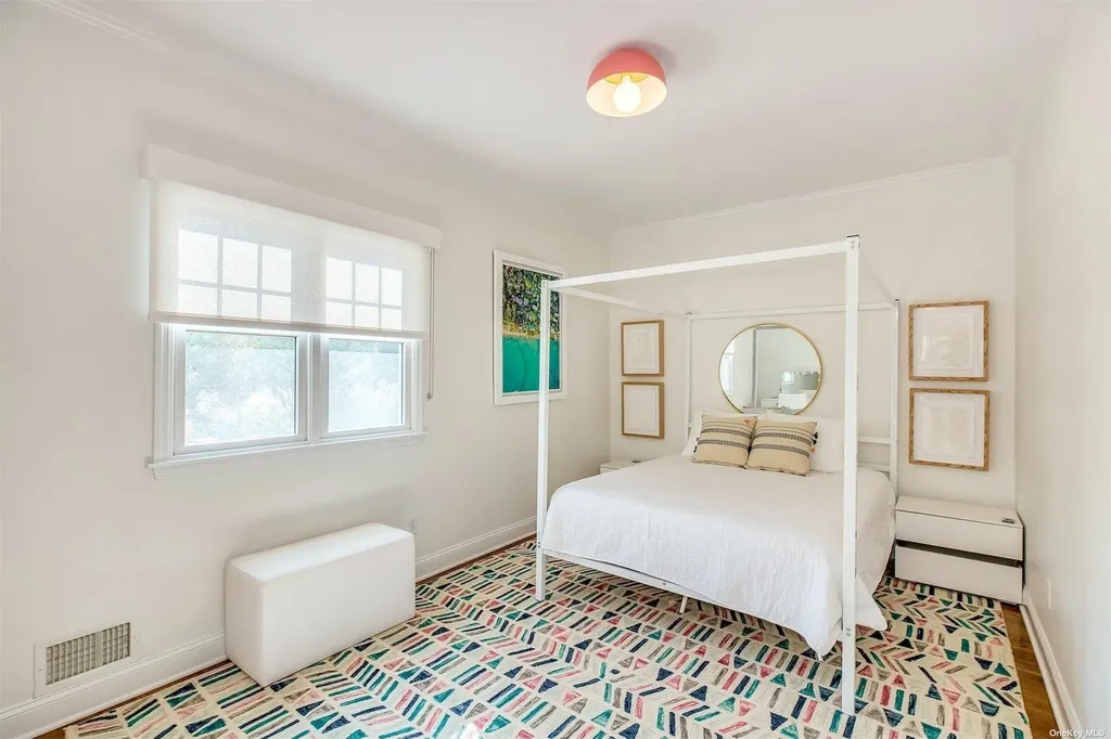 25 Exchange Westhampton Beach NY 11978