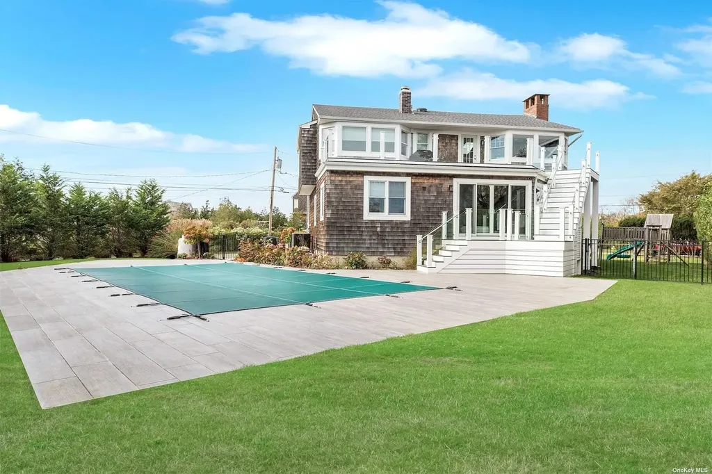 25 Exchange Westhampton Beach NY 11978