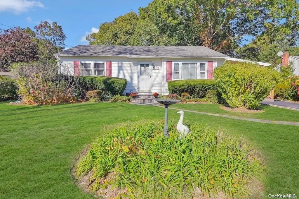 3 Rego Avenue Centereach NY 11720