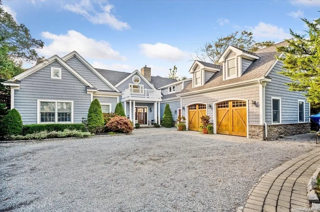 112 Elder Road Islip NY 11751