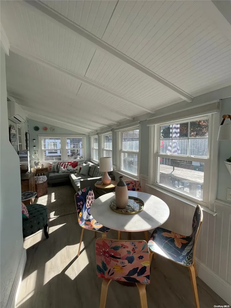 647 Ocean Breeze Ocean Beach NY 11770