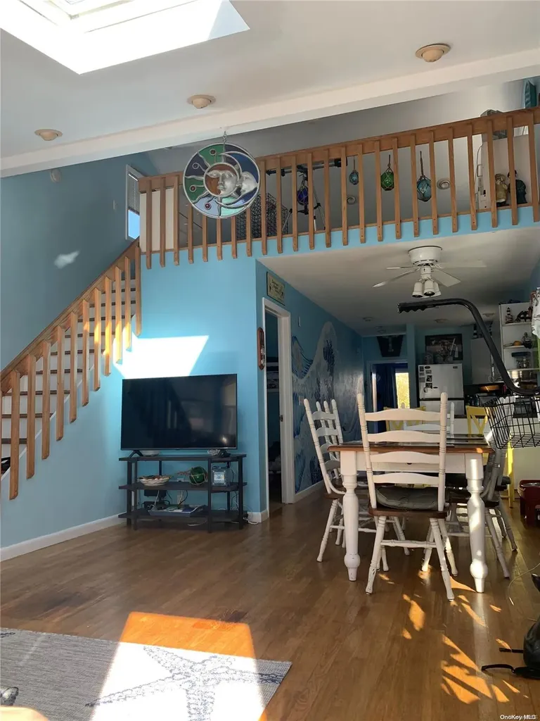 139 Bungalow Walk Ocean Beach NY 11770