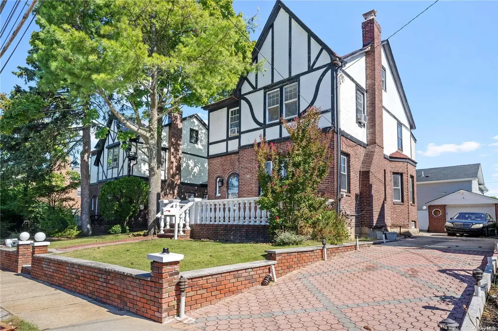 434 Cedarhurst Avenue Cedarhurst NY 11516