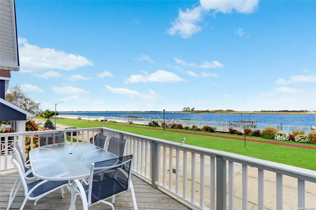 250 W Bay Drive Long Beach NY 11561