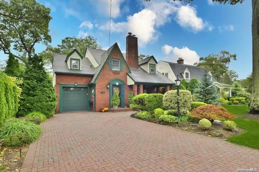 240 Hewlett Avenue Merrick NY 11566