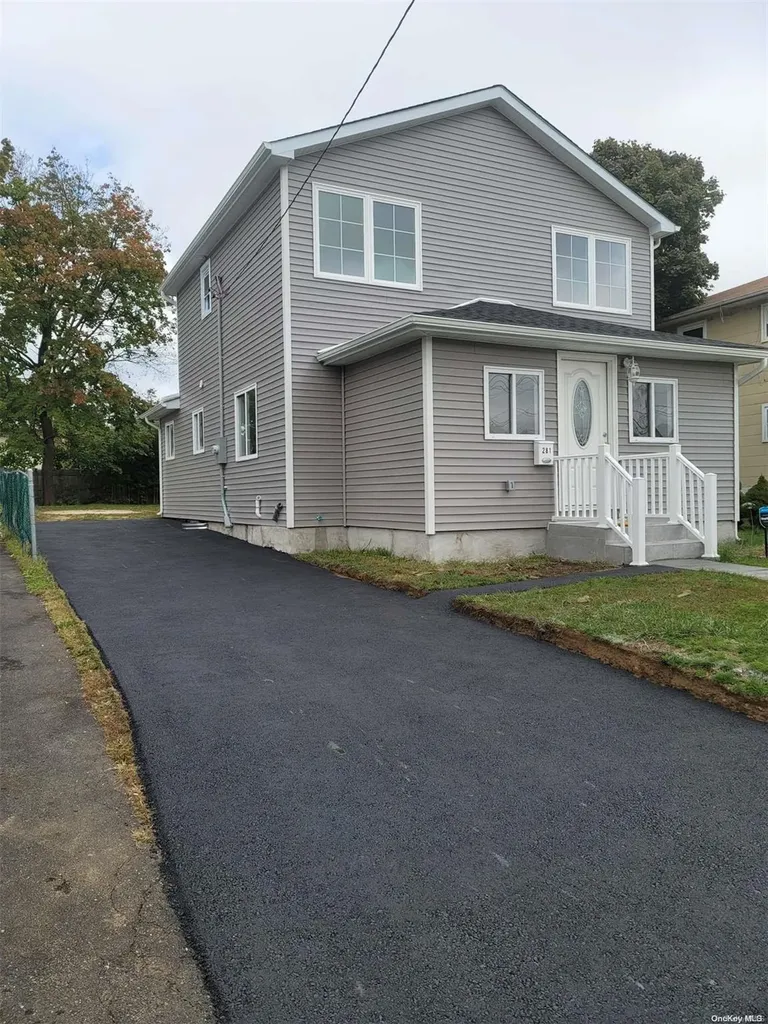281 Stewart Avenue Hempstead NY 11550