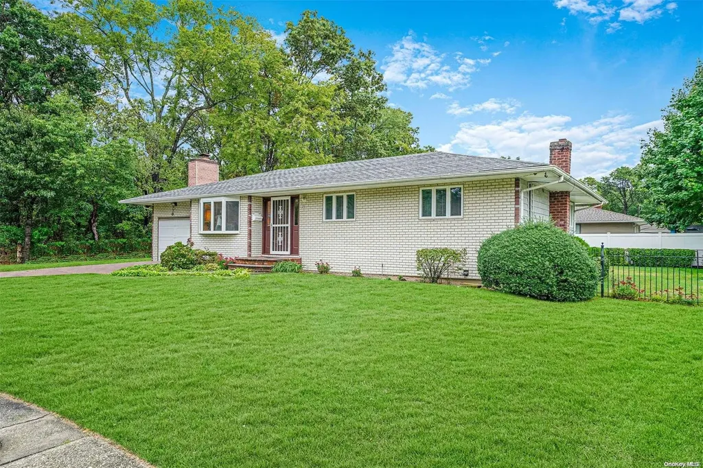 19 Olean Street Islip Terrace NY 11752