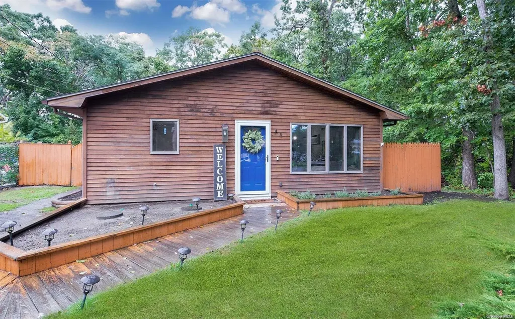 43 Wavecrest Drive Mastic Beach NY 11951