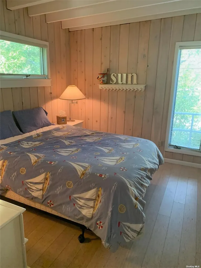 37 Kelp Walk Seaview NY 11770