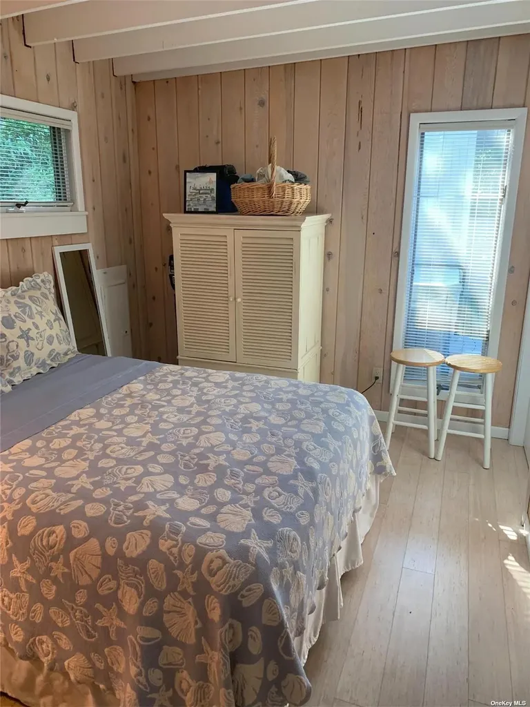 37 Kelp Walk Seaview NY 11770
