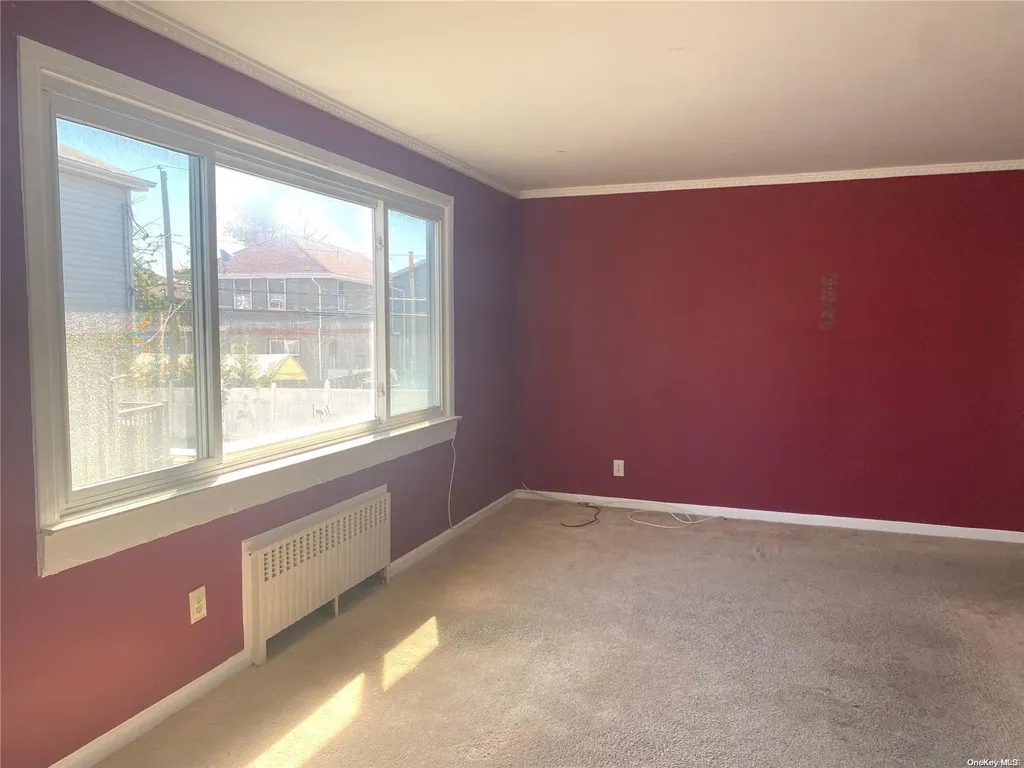 16 E Pine Street Long Beach NY 11561