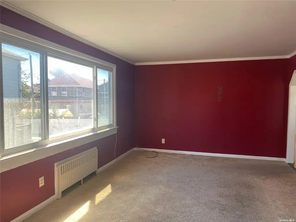 16 E Pine Street Long Beach NY 11561