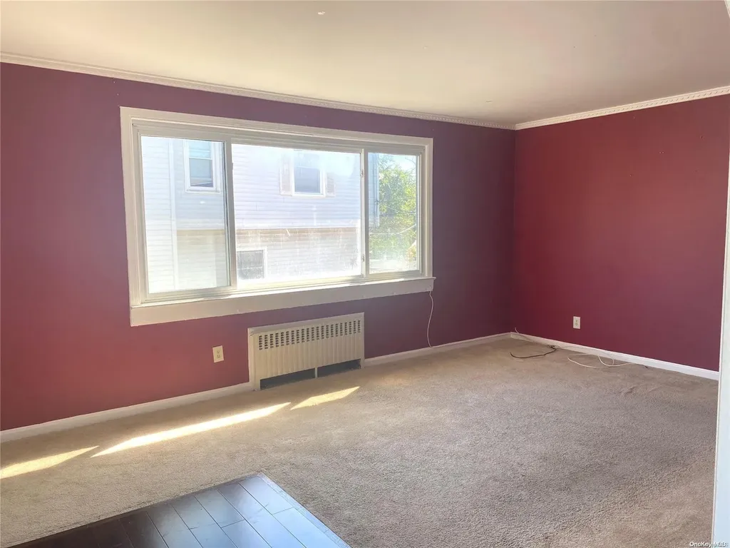 16 E Pine Street Long Beach NY 11561