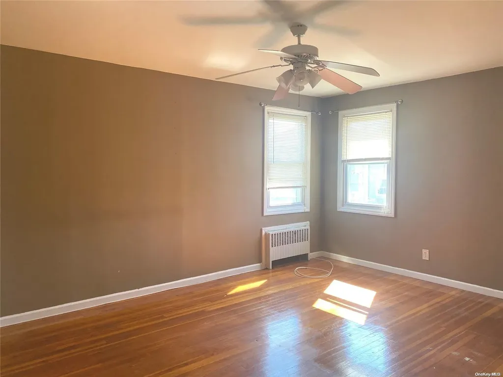 16 E Pine Street Long Beach NY 11561