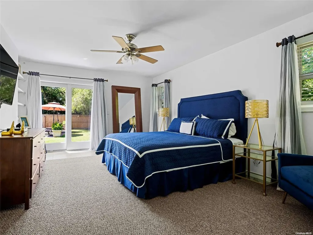 4 White Lane Hampton Bays NY 11946