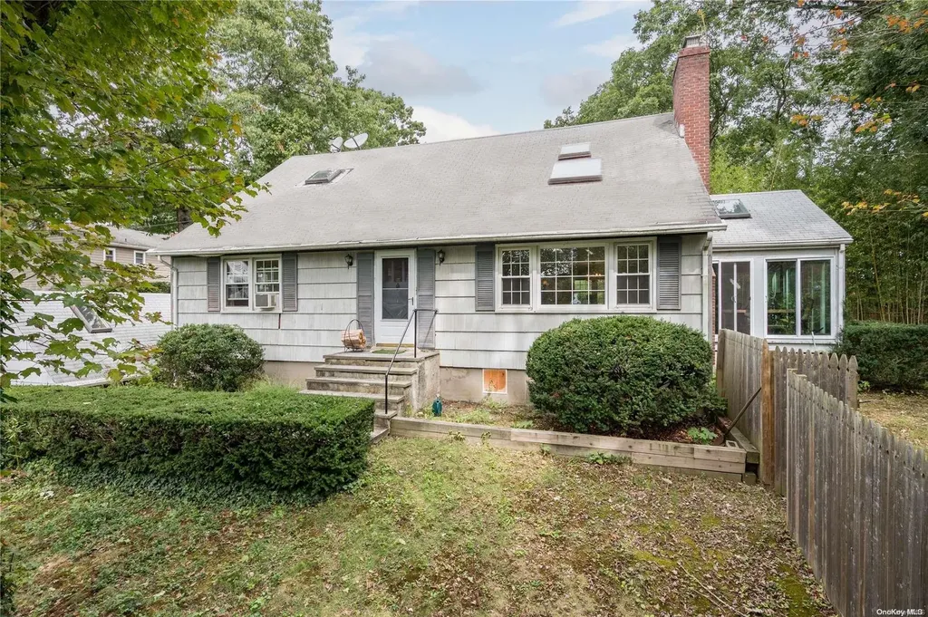 1 Marlboro Drive Huntington NY 11743