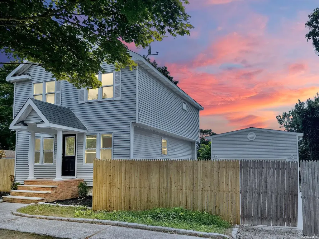 6 King Road Mastic Beach NY 11951