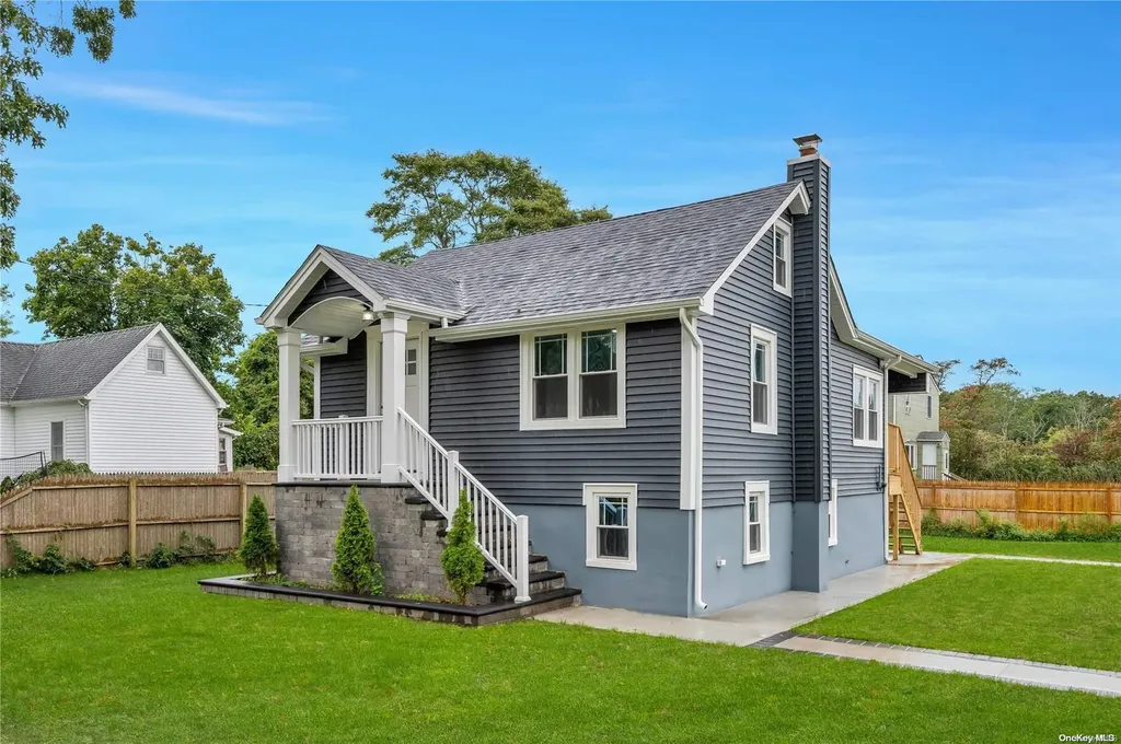 29 Overlook Drive Mastic Beach NY 11951