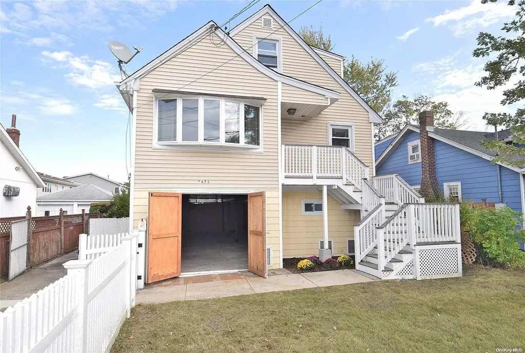 2675 Hewlett Lane Bellmore NY 11710